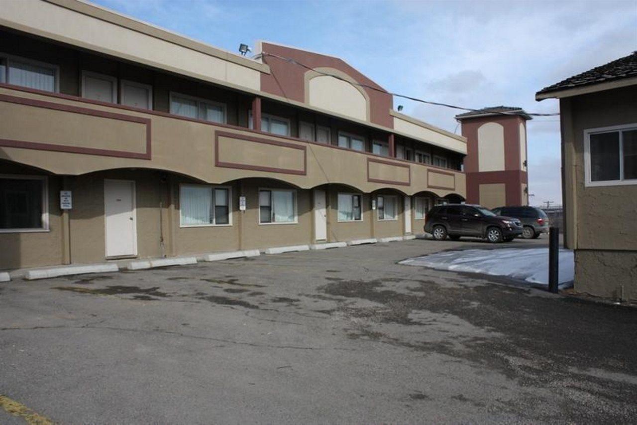Canadas Best Value Inn Chinook Station YYC Esterno foto