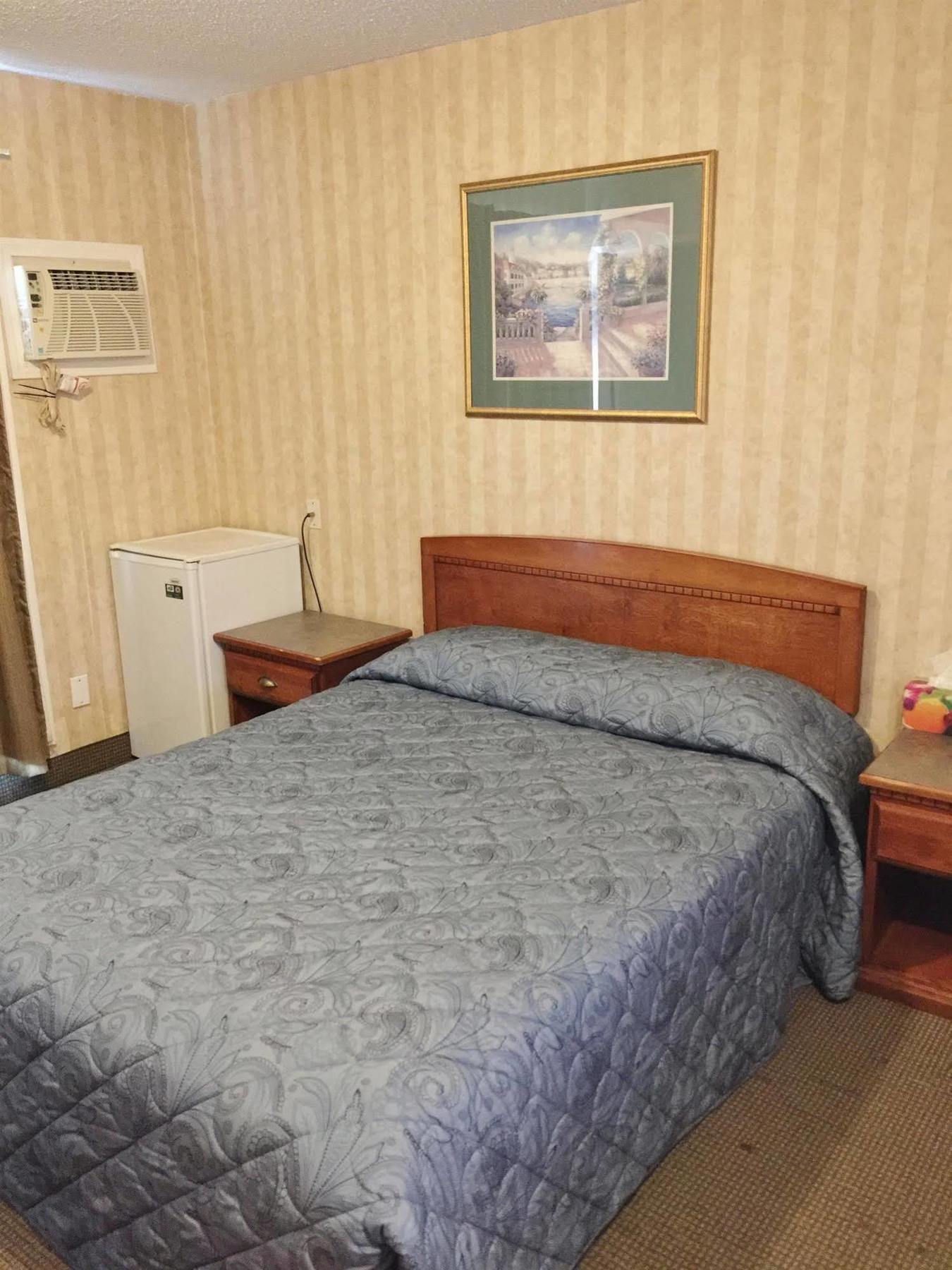 Canadas Best Value Inn Chinook Station YYC Esterno foto