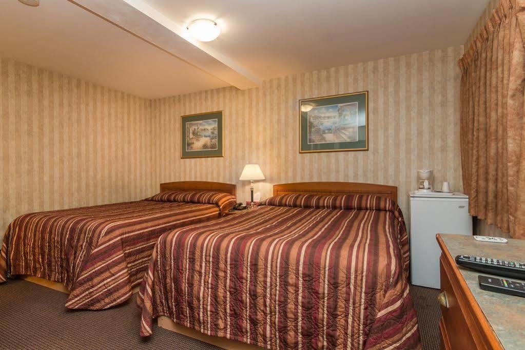 Canadas Best Value Inn Chinook Station YYC Esterno foto