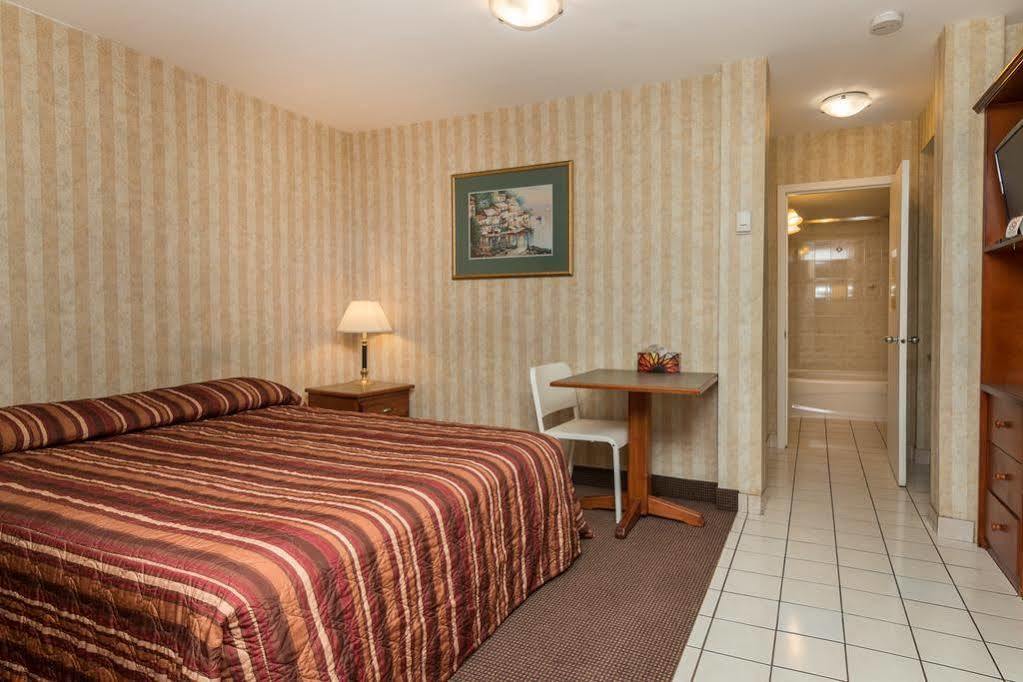Canadas Best Value Inn Chinook Station YYC Esterno foto